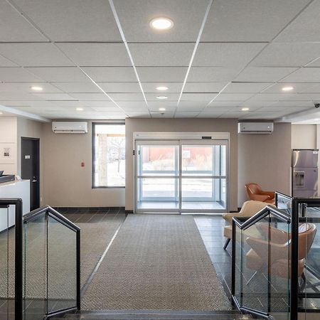 Repotel Aeroport Quebec ภายนอก รูปภาพ