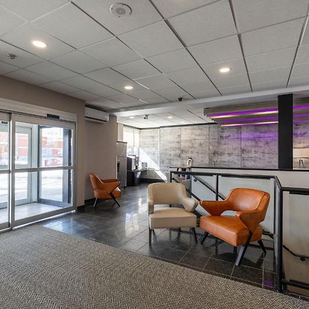 Repotel Aeroport Quebec ภายนอก รูปภาพ