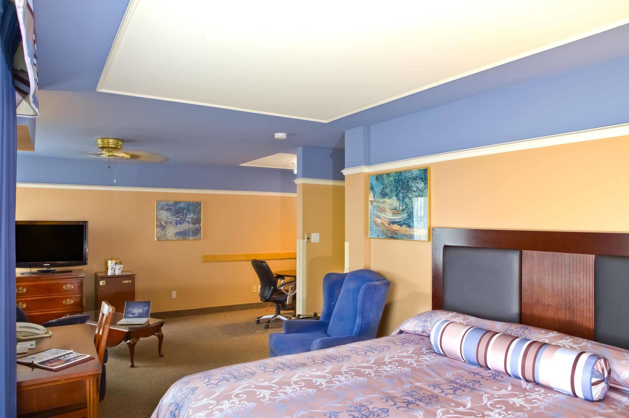Repotel Aeroport Quebec ภายนอก รูปภาพ