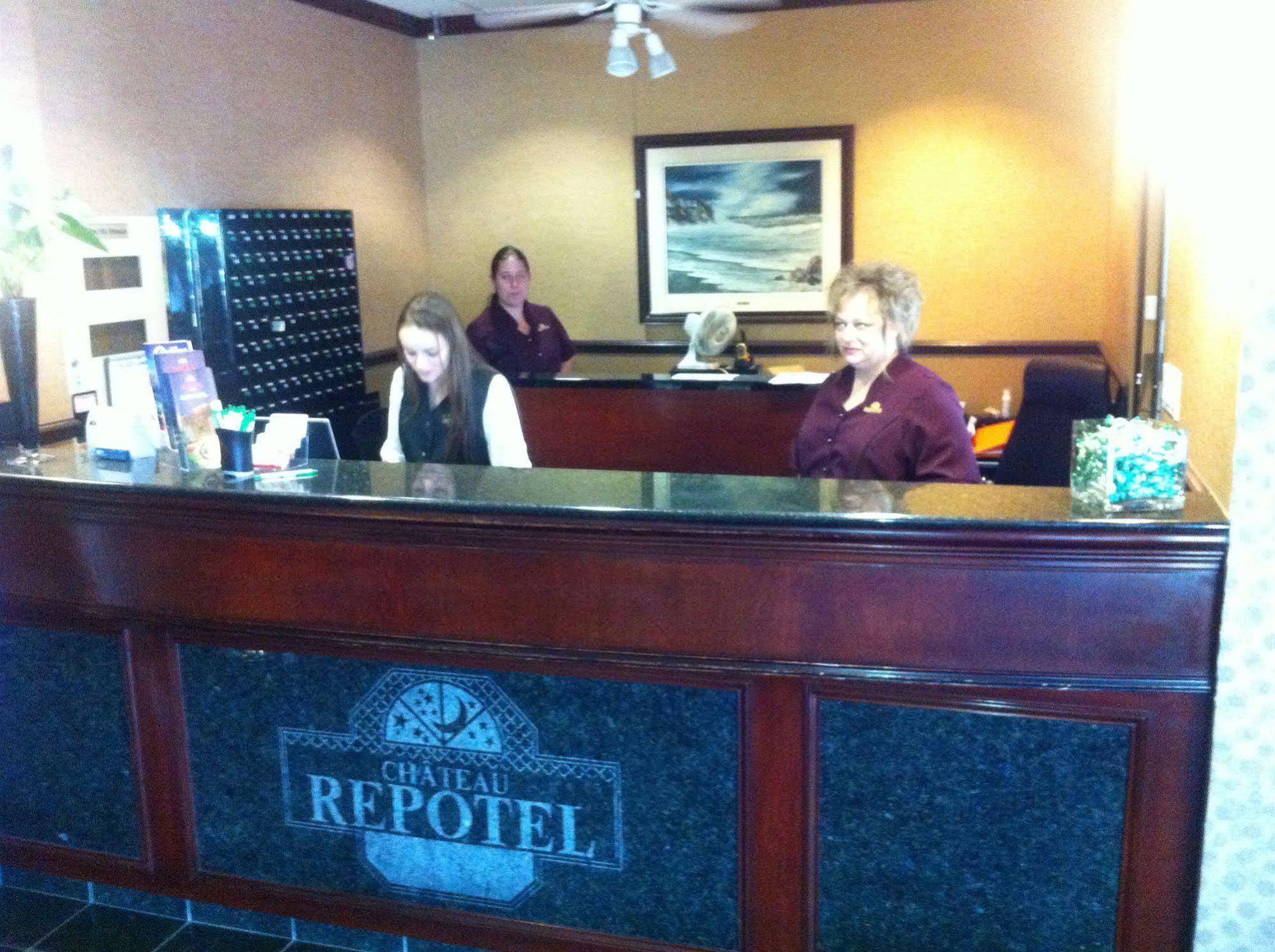 Repotel Aeroport Quebec ภายนอก รูปภาพ